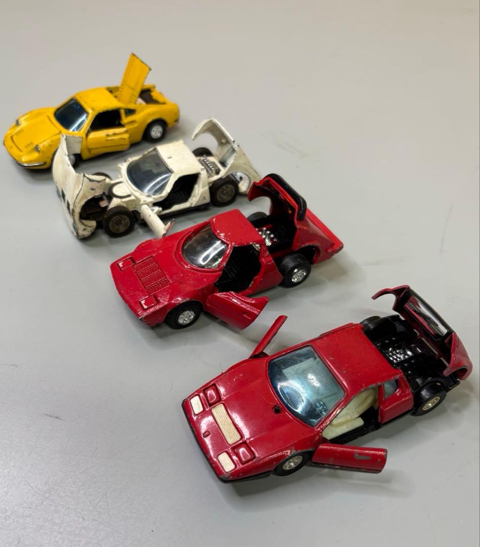 フェラーリ　ランボルギーニ　ミニカーセット（イエロー・ホワイト・レッド）☆レア☆