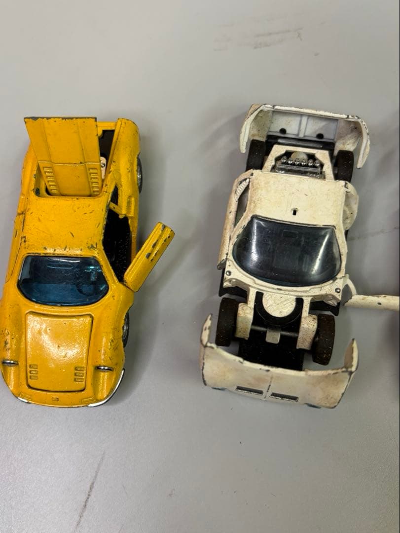 フェラーリ　ランボルギーニ　ミニカーセット（イエロー・ホワイト・レッド）☆レア☆