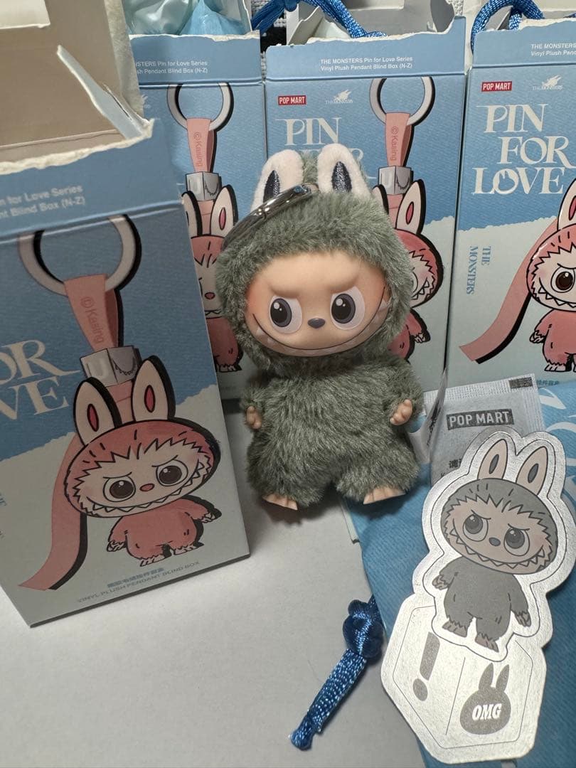 THEMONSTER PIN FOR LOVEぬいぐるみペンダントシークレット！