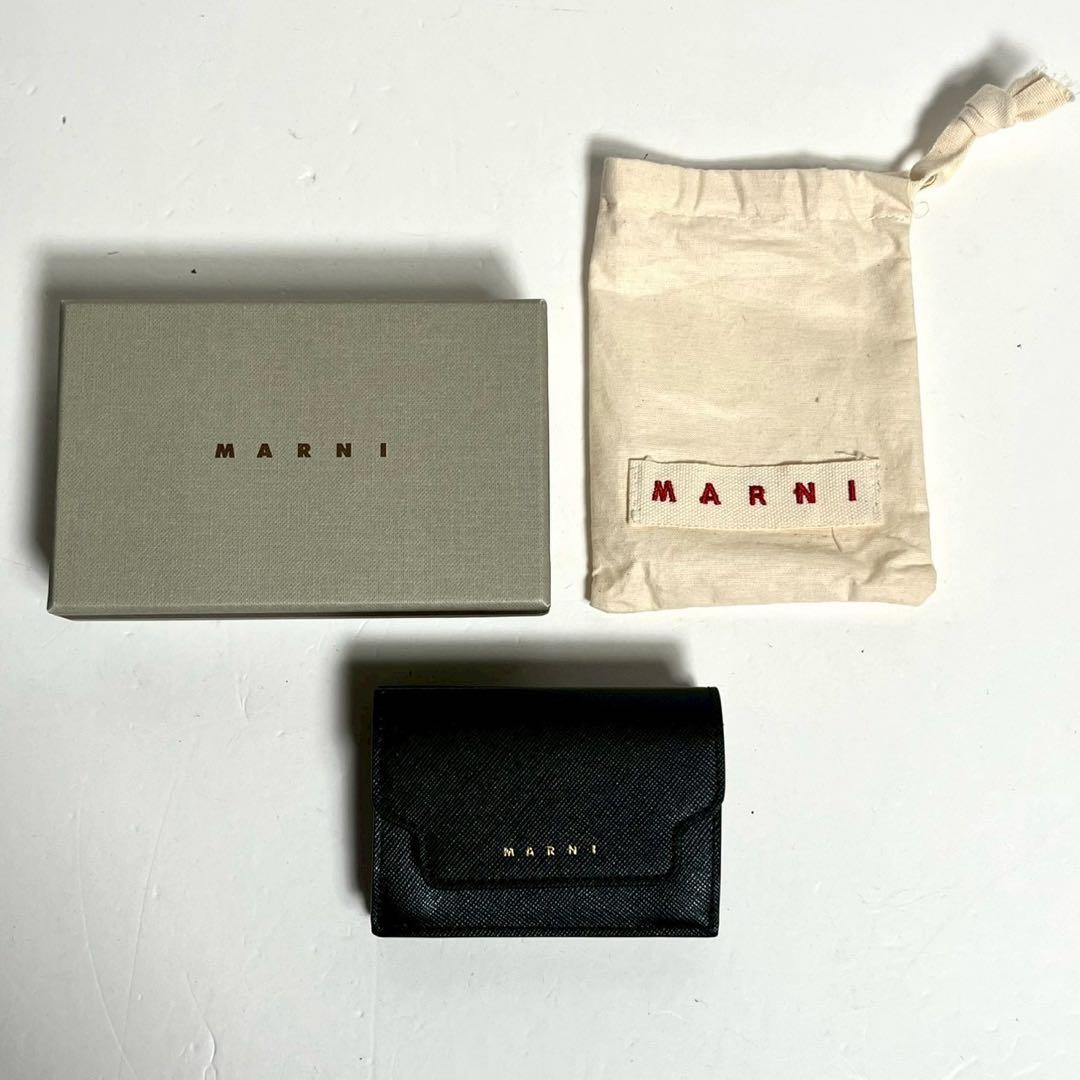 【極美品・付属品完備✨】マルニ ミニウォレット 三つ折り レザー トランク 黒