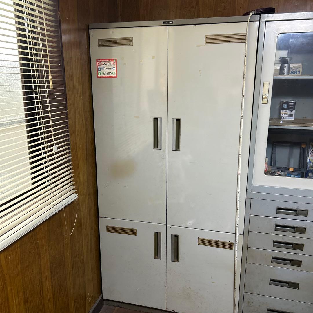 グレーキャビネット 収納棚 3段 2引き出し180cm90cm40cm