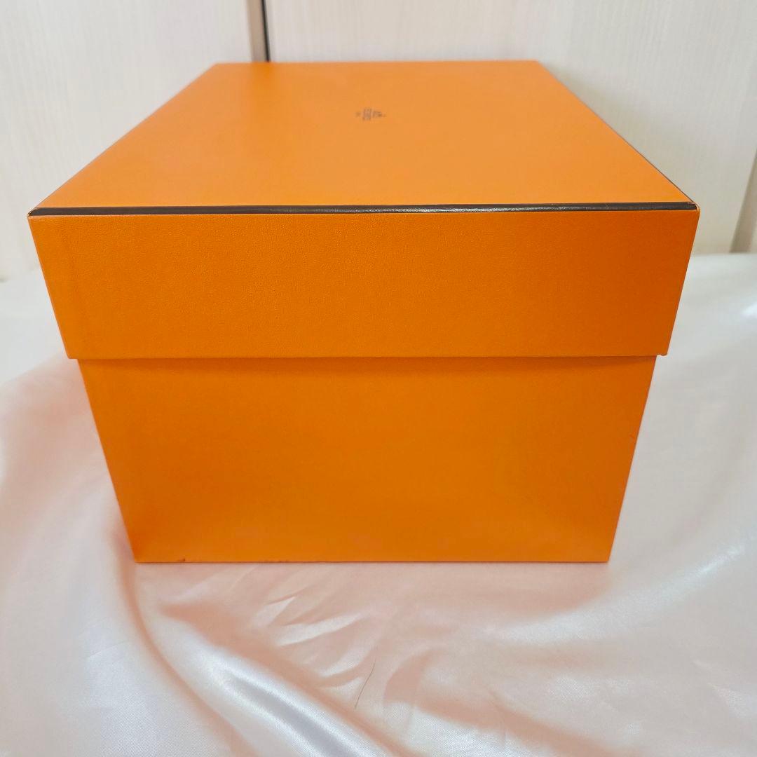 エルメス　HERMES　空箱 515○　保存箱　空き箱　大きめ