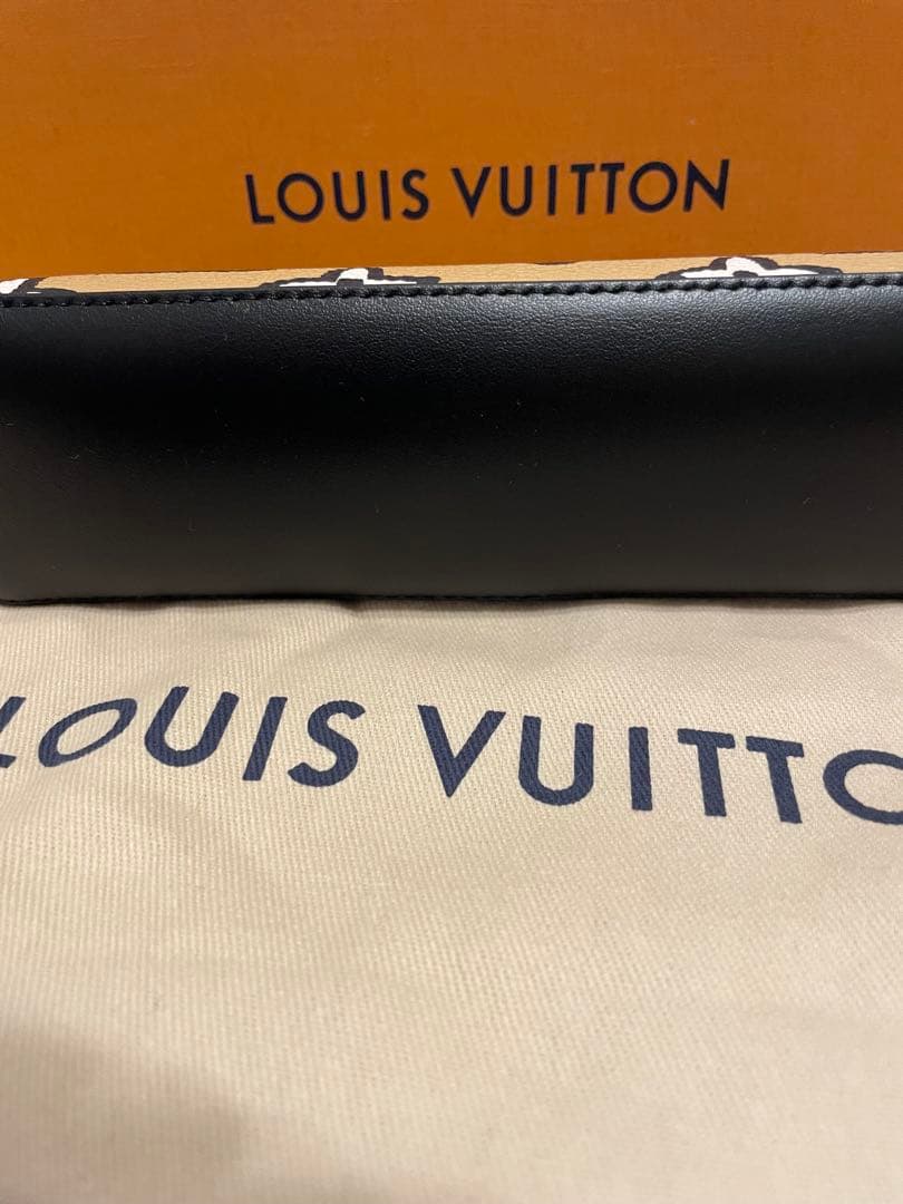 OK 未使用品Louis Vuitton ペンケース　モノグラム ヒョウ柄