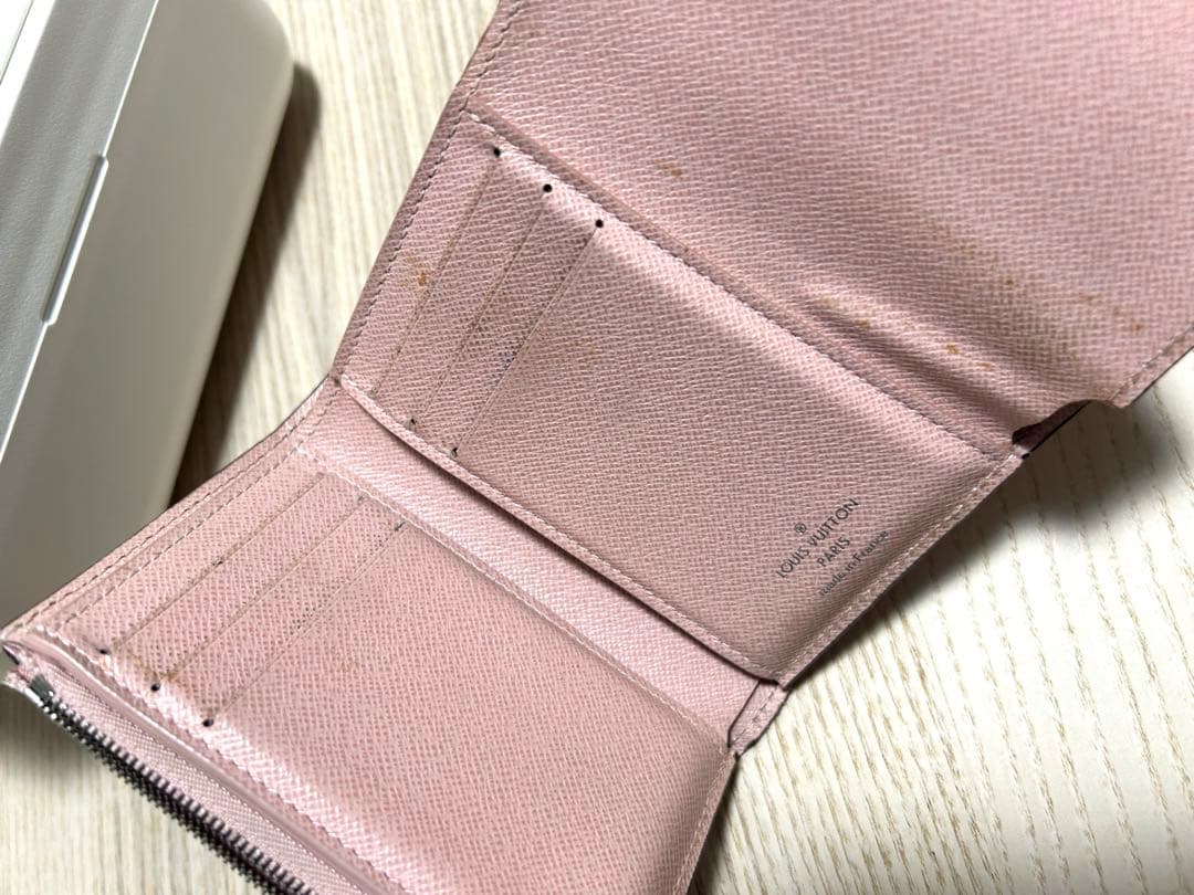 LOUIS VUITTON エピ レザー ピンク 財布M62946