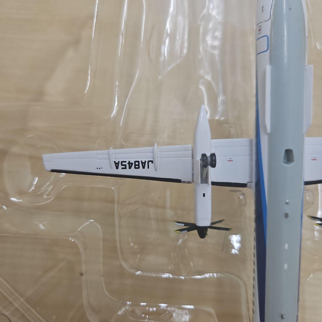 全日空商事 1/200 ANA DHC-8-400 DH28008