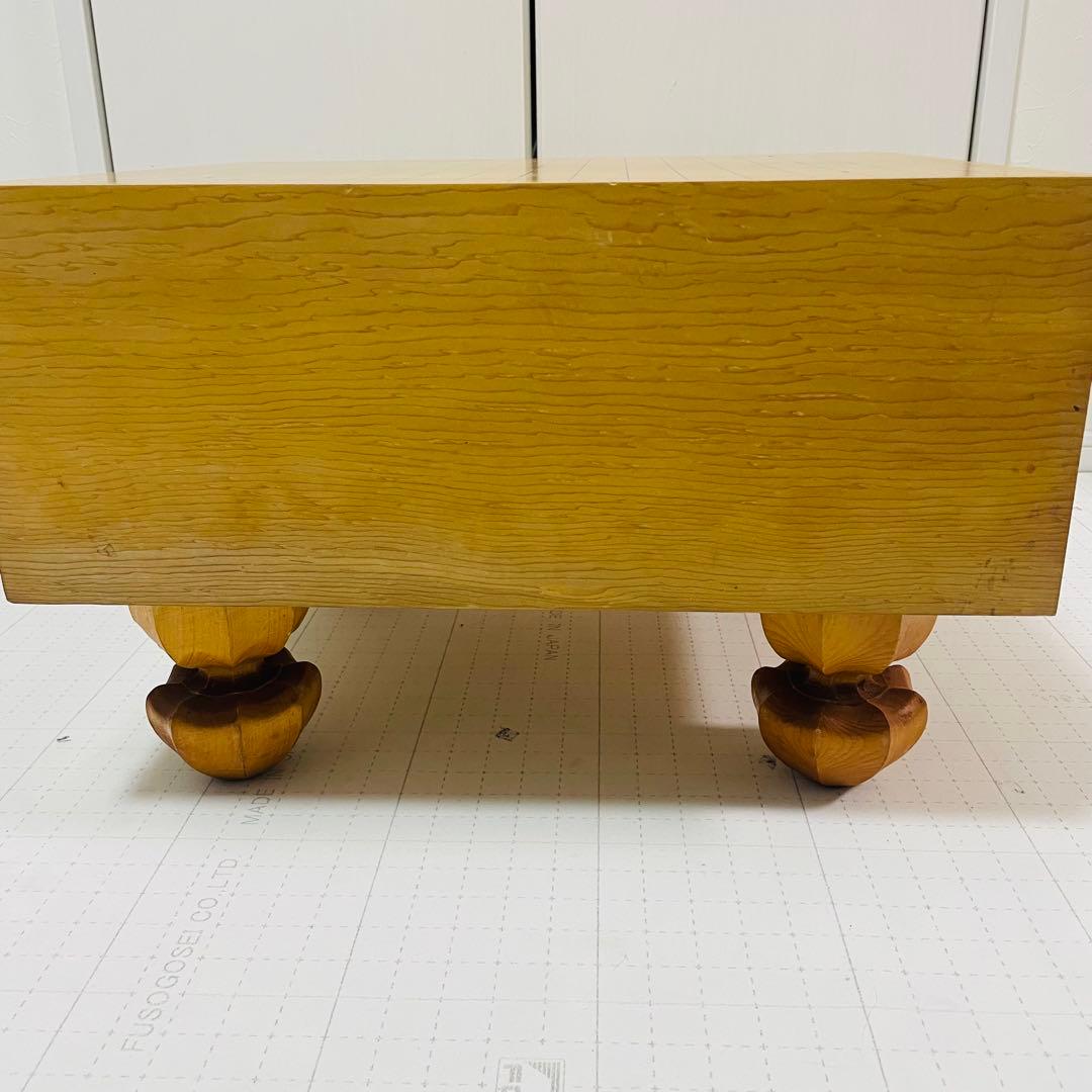 【良品】囲碁盤　本榧　天地柾　5寸7分　脚付きヘソ有り　蛤碁石 那智黒碁石　碁笥