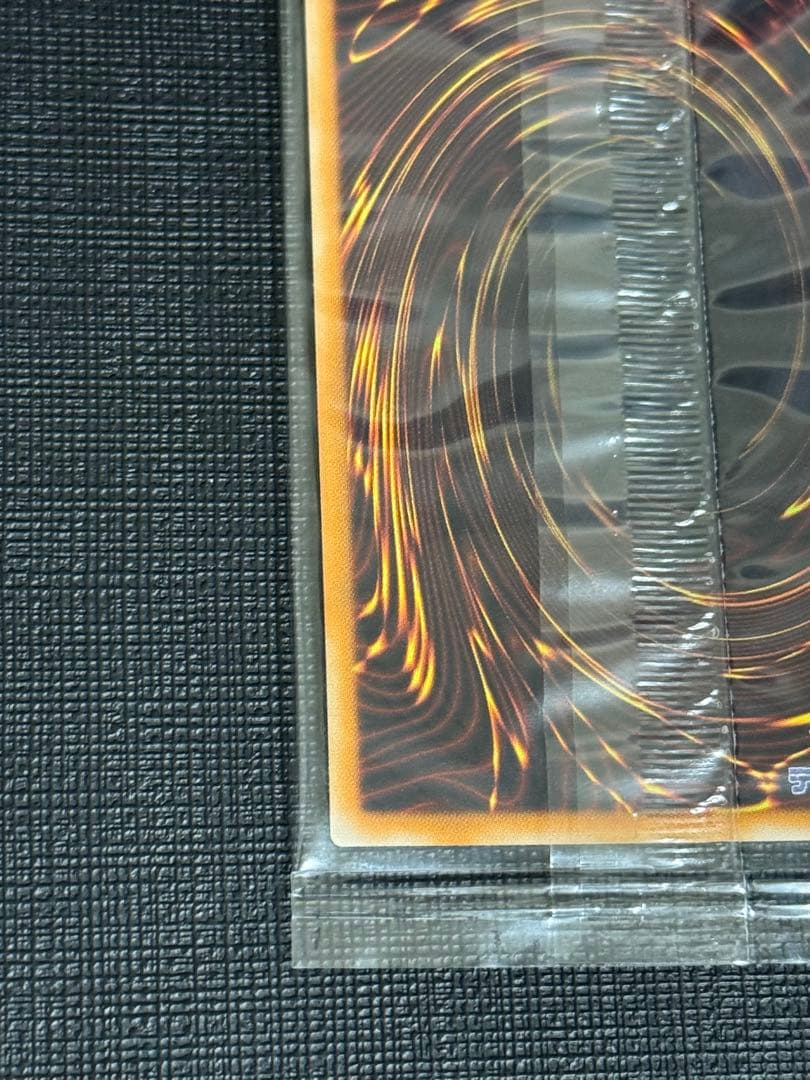 遊戯王 光の創造神ホルアクティ 若干日焼け気味？ 新品未使用品