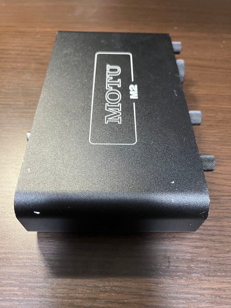 MOTU M2 USBオーディオインターフェース