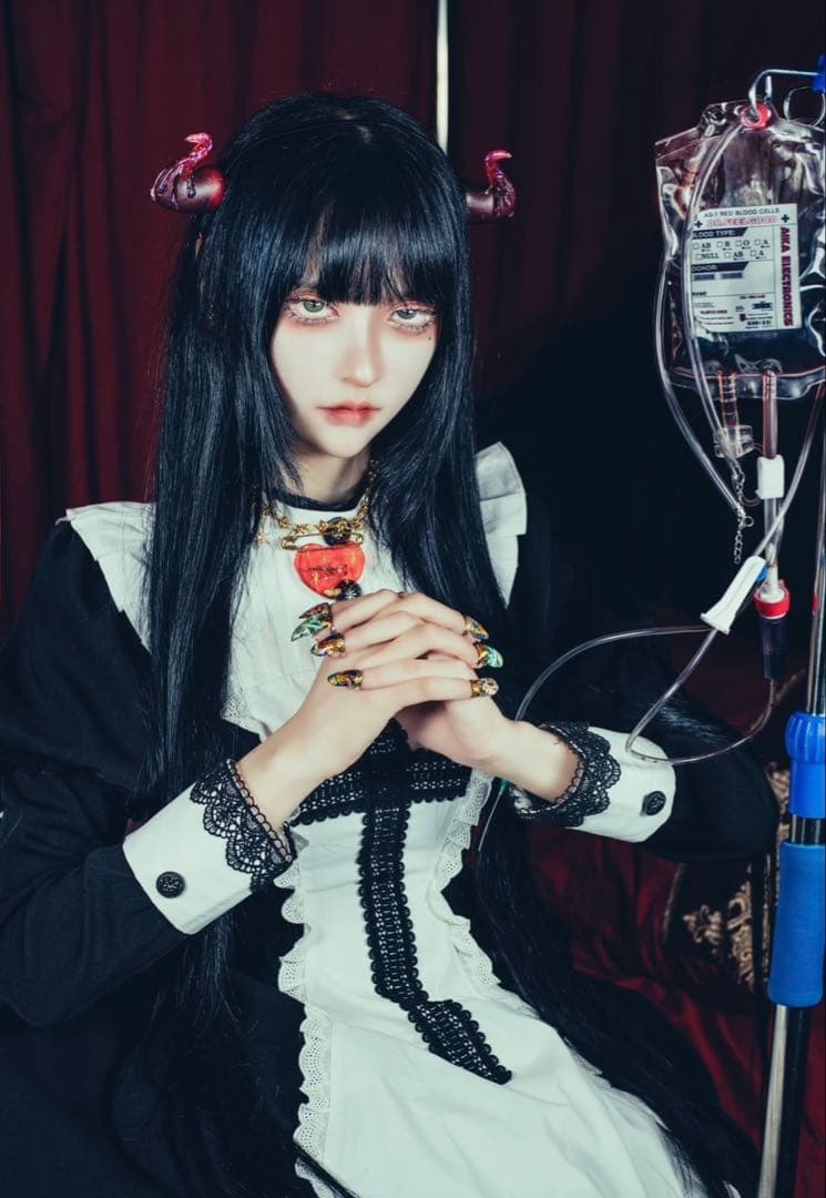 【新品未使用】リリコラム ツノカチュ/液ダレ　ブラッドレッド