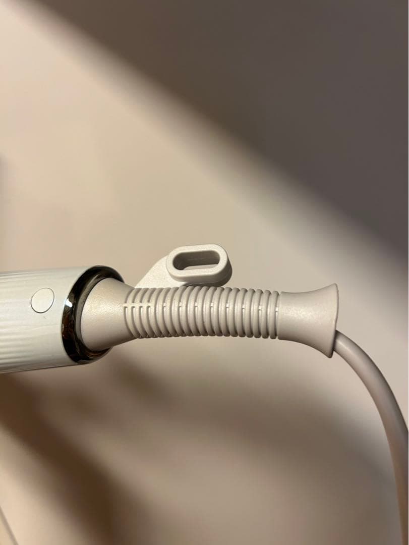 リファビューテック ドライヤースマートホワイト/2024年製