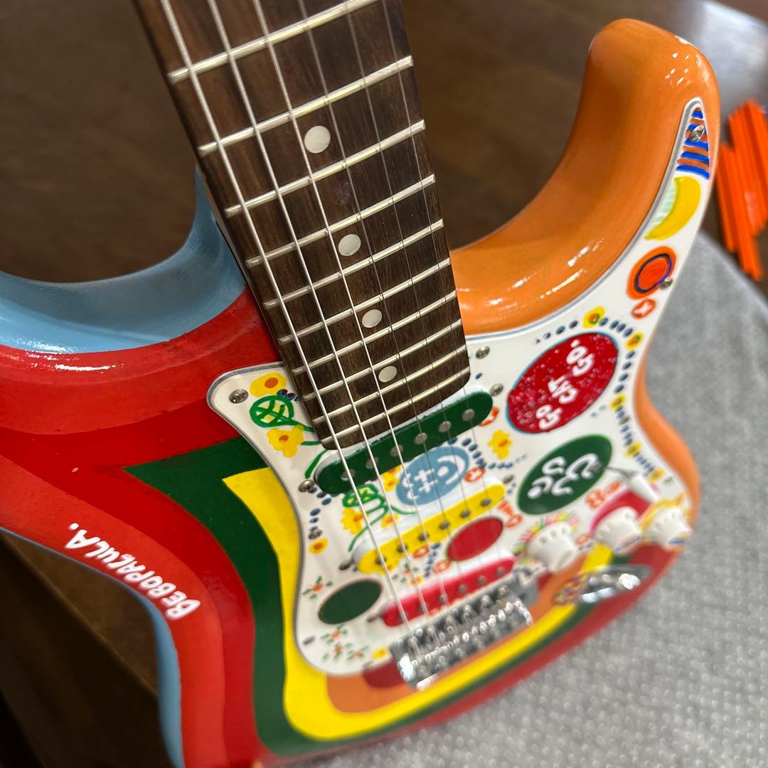 フェンダー　ストラトタイプ　ビートルズのジョージロッキー風エレキギター動作良好