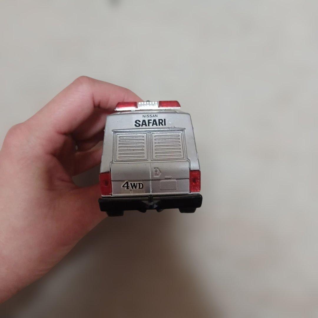 NISSAN　SAFARI　4WD　ヨネザワトイズ　西部警察