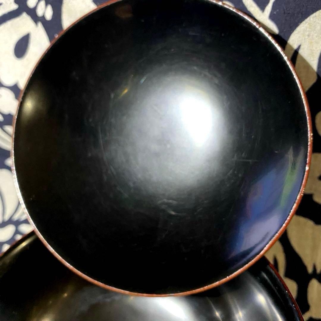 大正時代物骨董　天然木製漆器椀　梅柄金蒔絵・螺鈿　外朱内黒　菓子椀・雑煮椀　二客