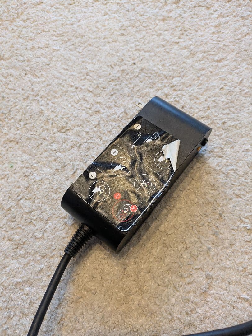 ダイソン Dyson Airstrait エアストレート HT01