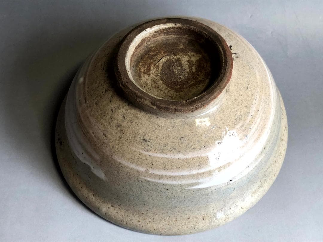 茶碗■刷毛目 平八 自然釉（灰釉系）土の温もりを感じられる古い抹茶碗 時代物■