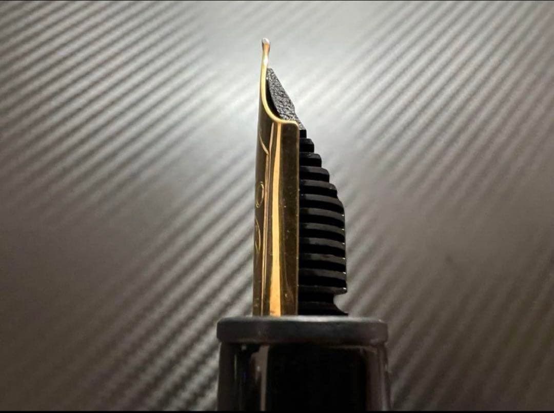 モンブラン マイスターシュテュック 146 万年筆 14C 全金 F 細字