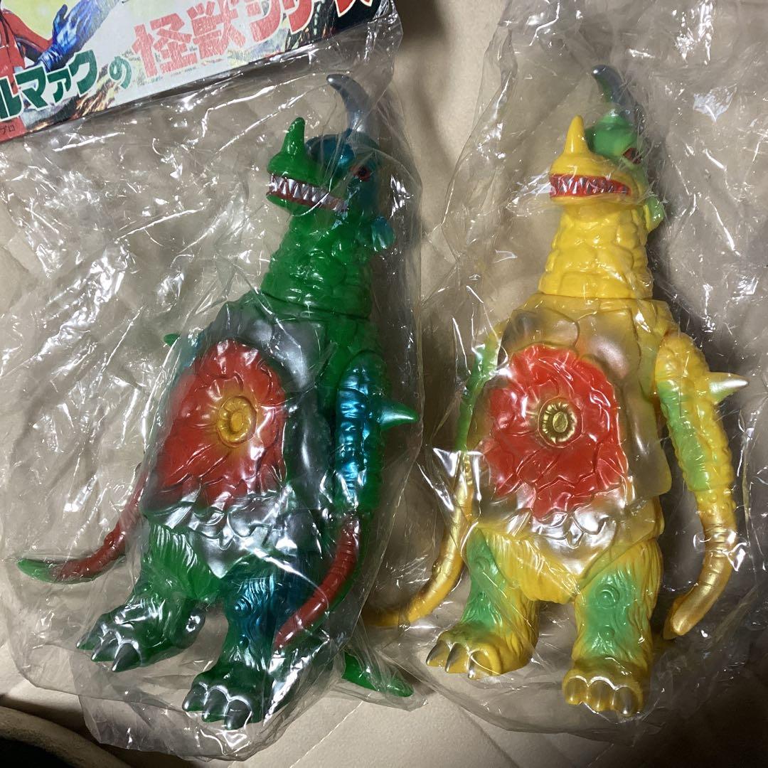 ブルマァク 幻の金型使用　アストロモンス1期＆アストロモンス黄色レアカラー