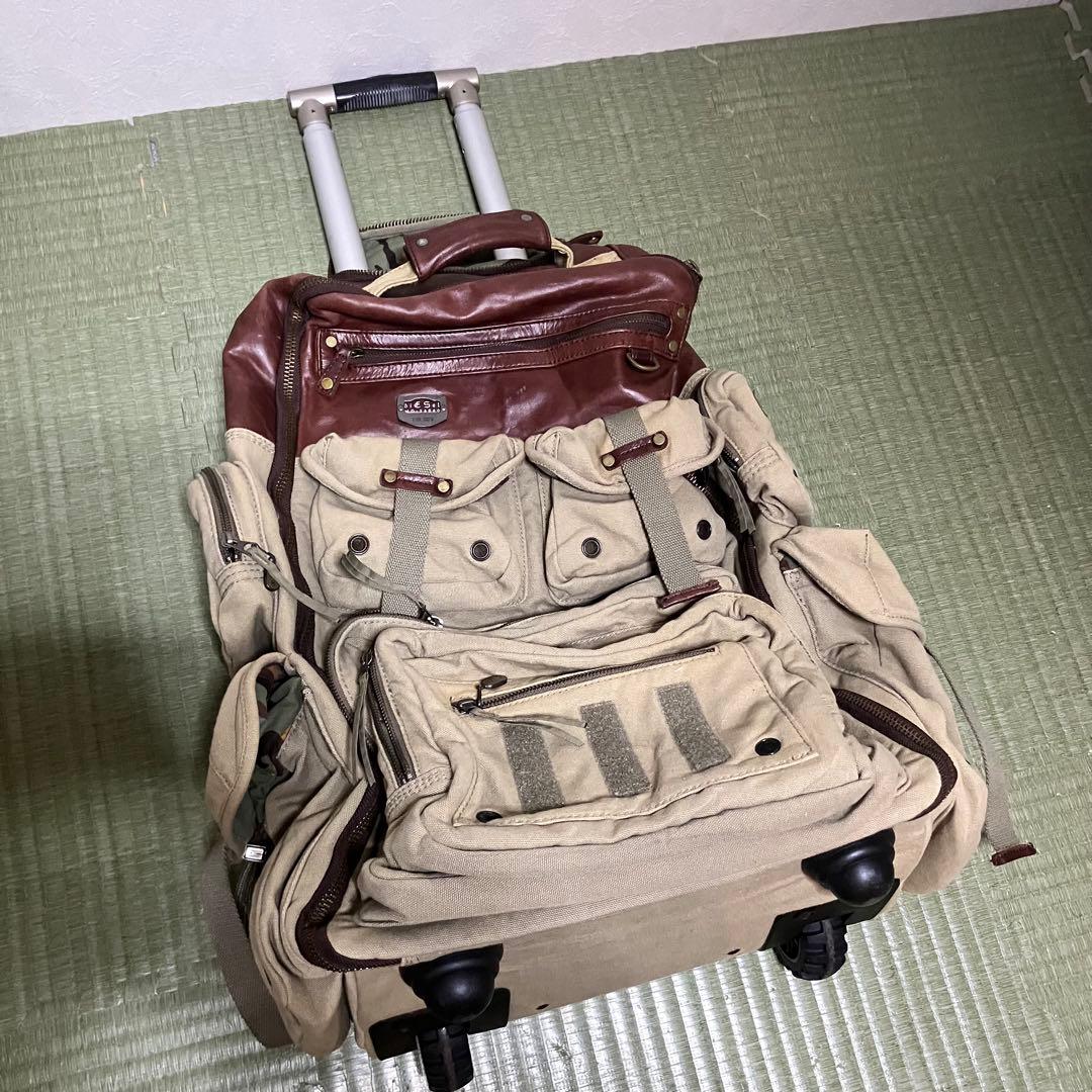 H*E様 【極希少】DIESEL キャリーバッグ レザー 迷彩 ミリタリー