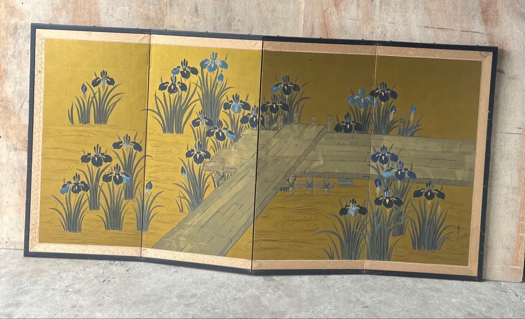 アイリスの花の金屏風