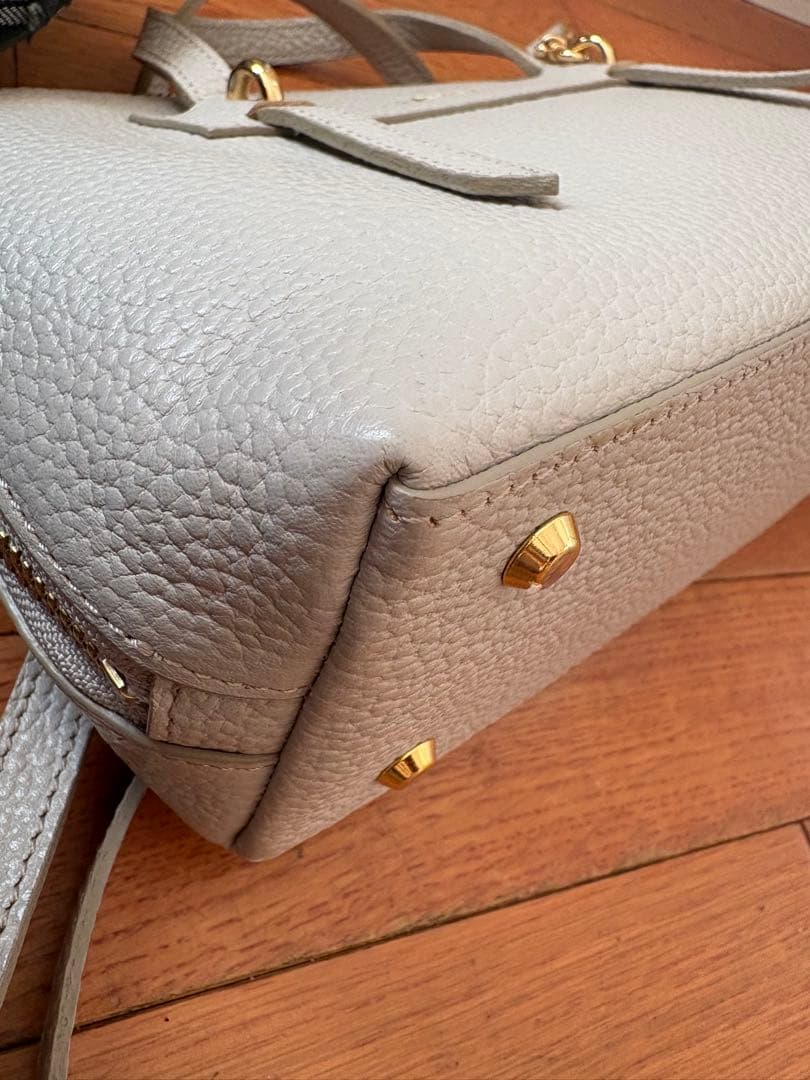 イアンヌ　IANNE◆オムレット　ショルダーバッグ