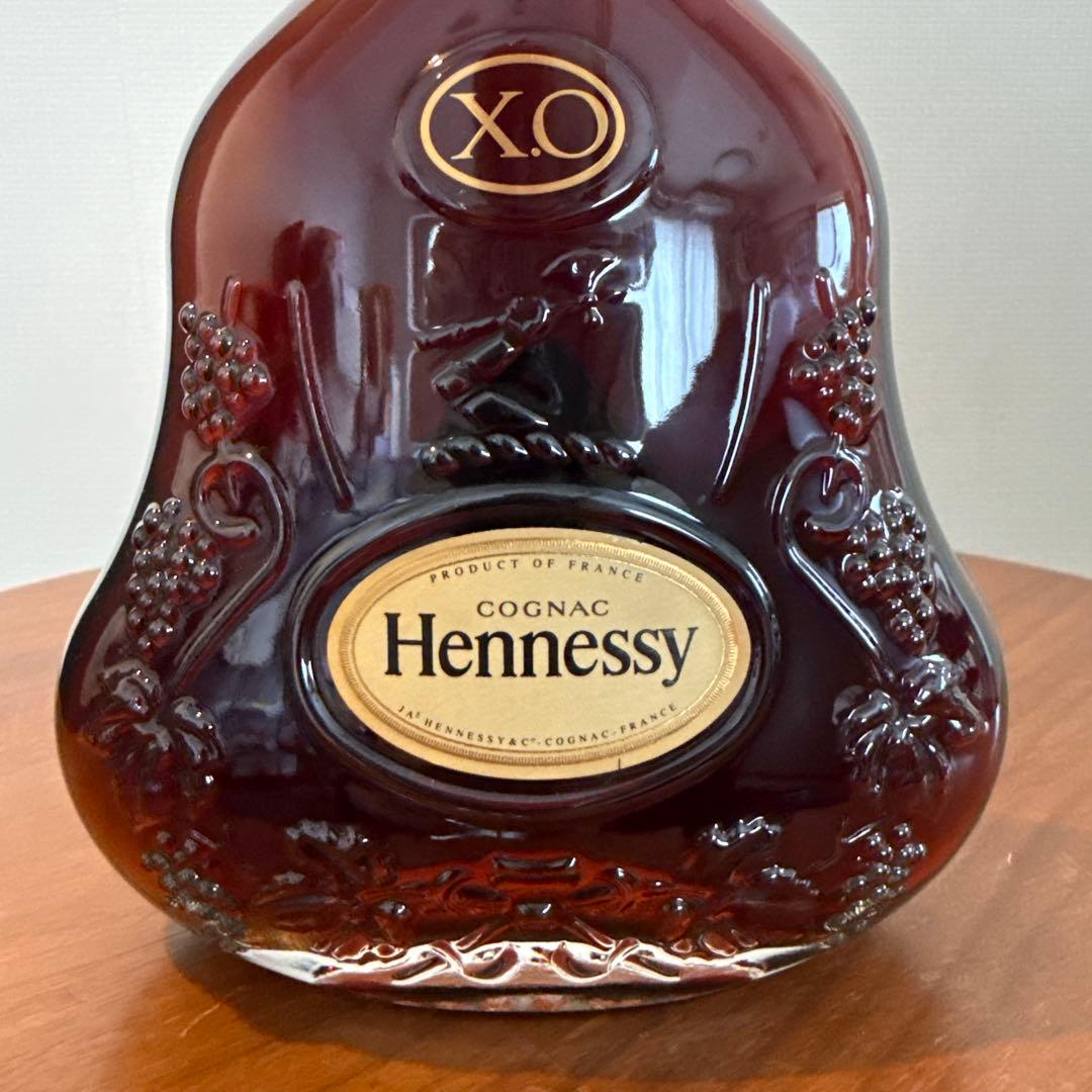 【極美品・箱付】ヘネシー XO 金キャップ クリアボトル 700ml 未開栓