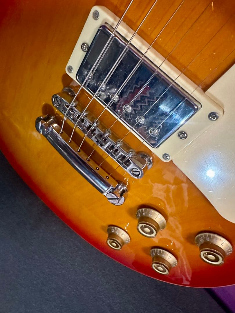 Gibson Maestro レスポール