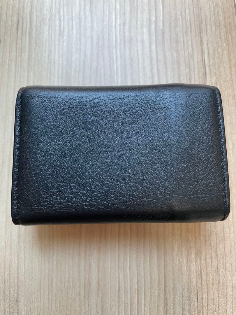BALENCIAGA ブラックレザー三つ折り財布