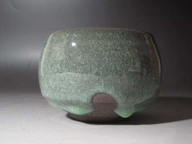 ★　清水卯一　蓬莱青磁茶碗　目をひく一品です★x439