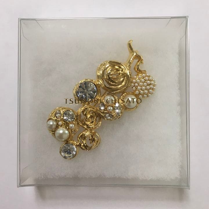 ツモリチサト ぶどうビジュー