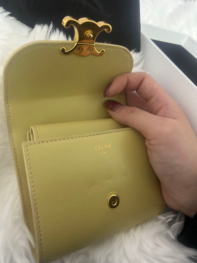 CELINE 三つ折財布 黄色