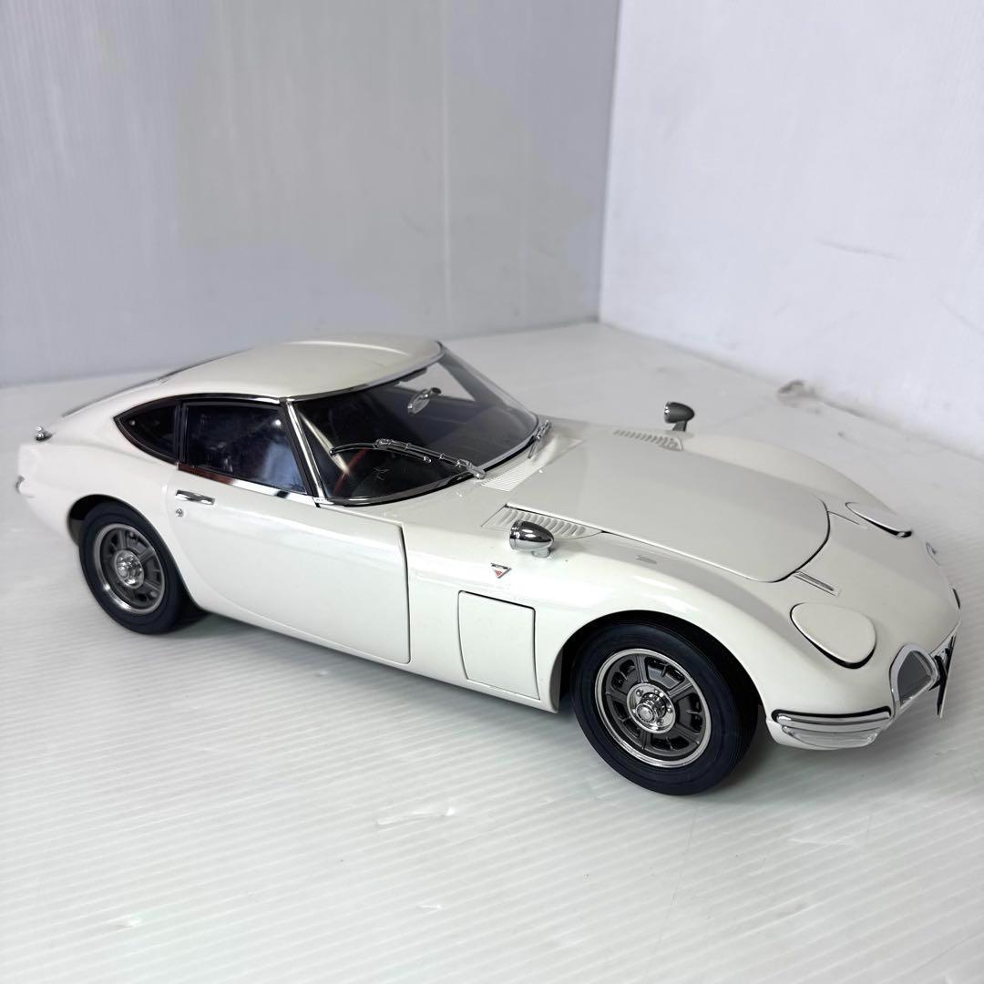 【美品】デアゴスティーニ トヨタ 2000GT 1/10スケール完成版