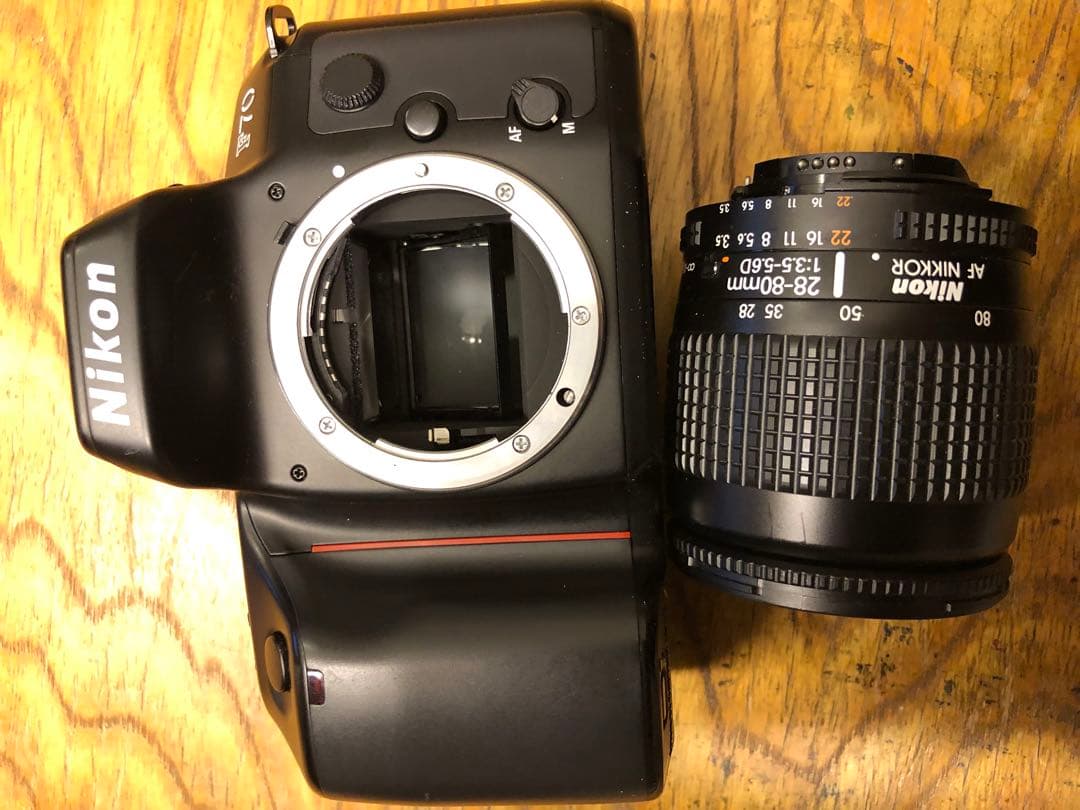 Nikon一眼レフカメラです。