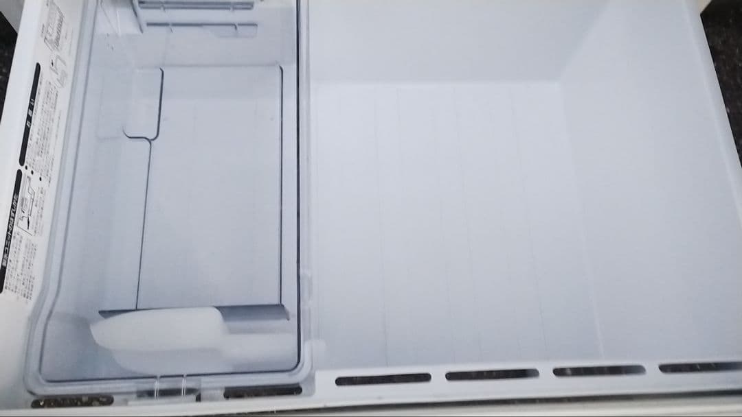 近隣地域無料配送★自動製氷機能付き2019年製★アクア3ドアノンフロン冷凍冷蔵庫