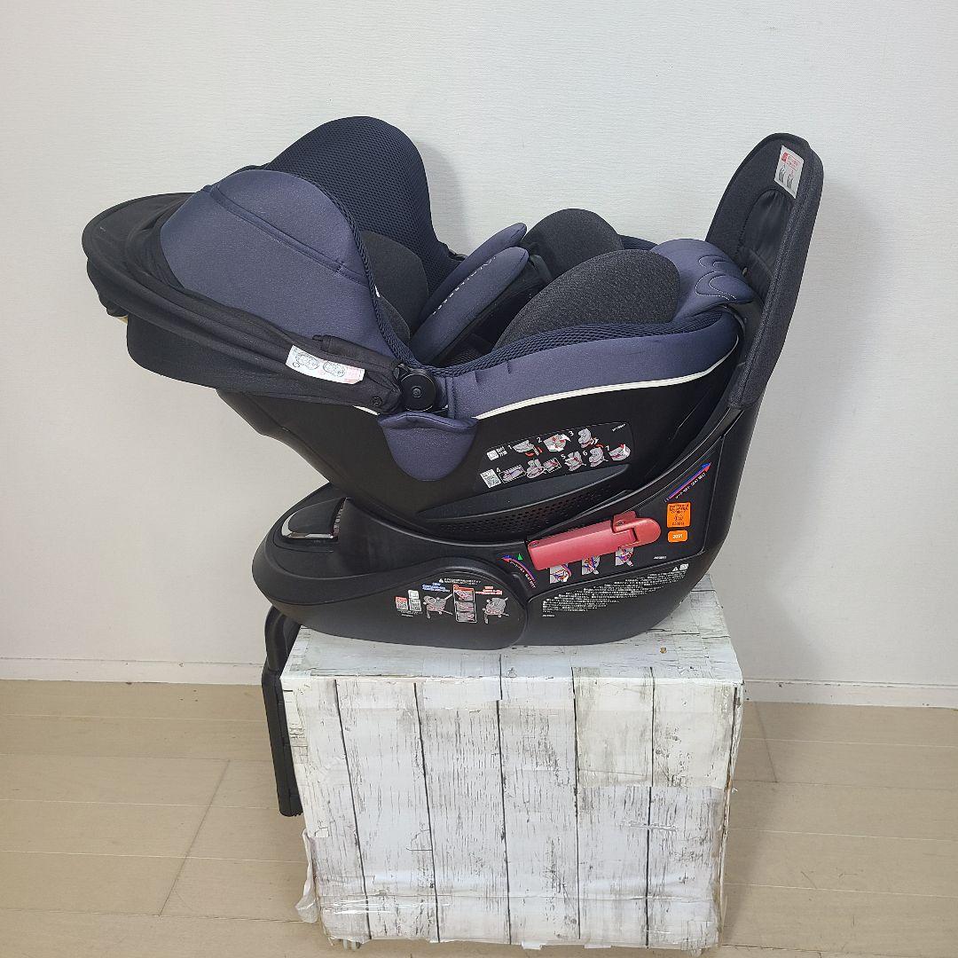 ゆ*ゆ様 チャイルドシート　クルット5s　ジュニアシート　回転チャイルドシート