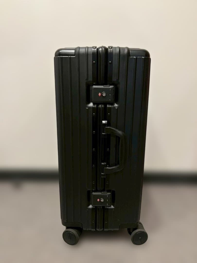 リベティ多機能キャリーケース【マットブラックM】B10　TSAロック