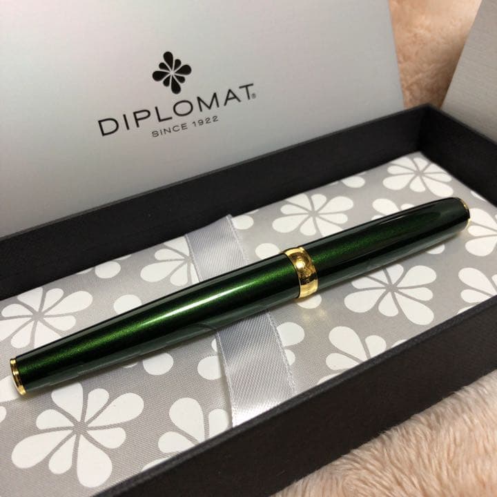廃番 新品未使用 ディプロマット 万年筆 エクセレンスエー エバーグリーン M