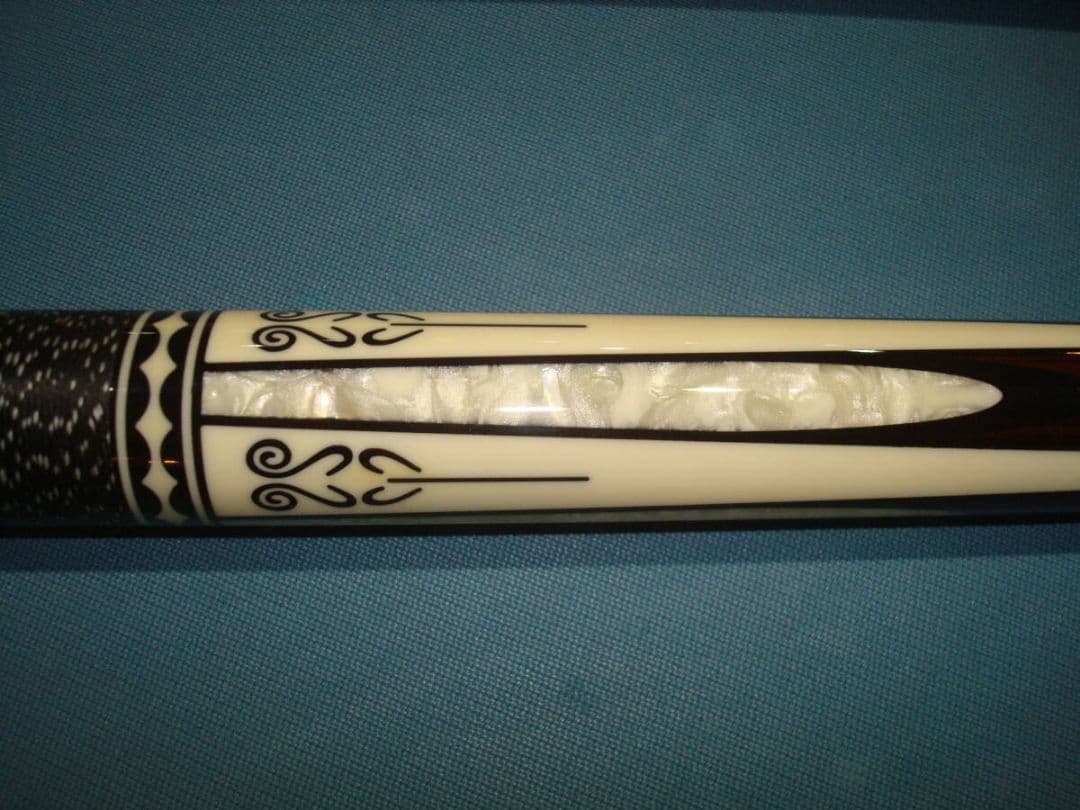 ◆◇【詳細不明】　カスタムキュー　豪華装飾　ラジアルピン　【新品】　◇◆