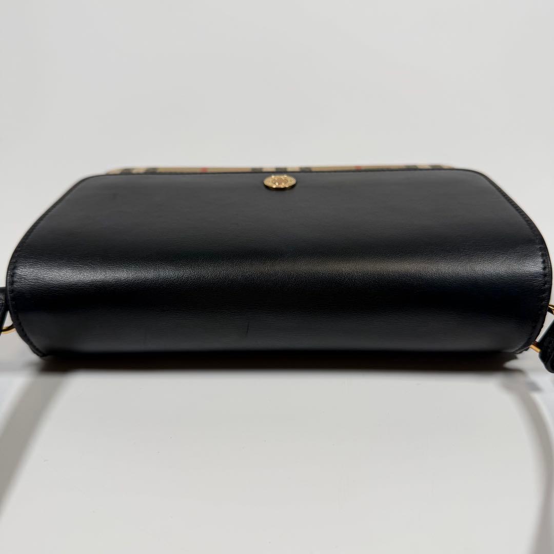 【極美品】バーバリー　ショルダーバッグ　ノバチェック　カーフレザー　PVC