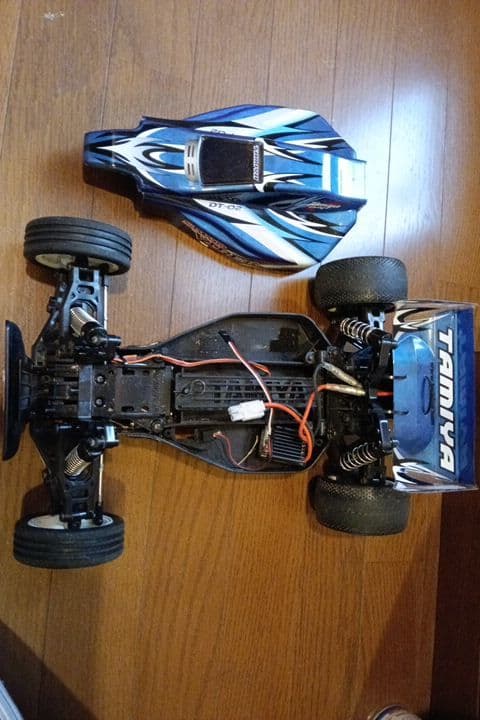 DT-02　サンドバイパー　ボディ　DT02　シャーシ　ラジコン　ジャンク扱い