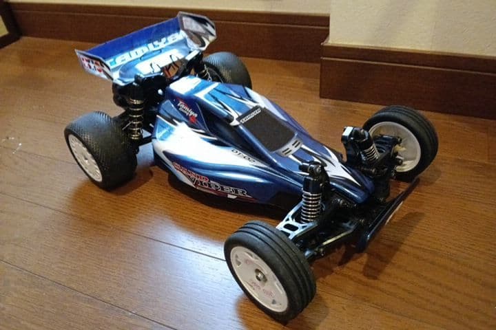 DT-02　サンドバイパー　ボディ　DT02　シャーシ　ラジコン　ジャンク扱い