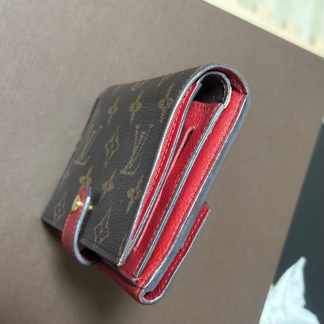 ルイヴィトン ポルトフォイユ パラス コンパクト