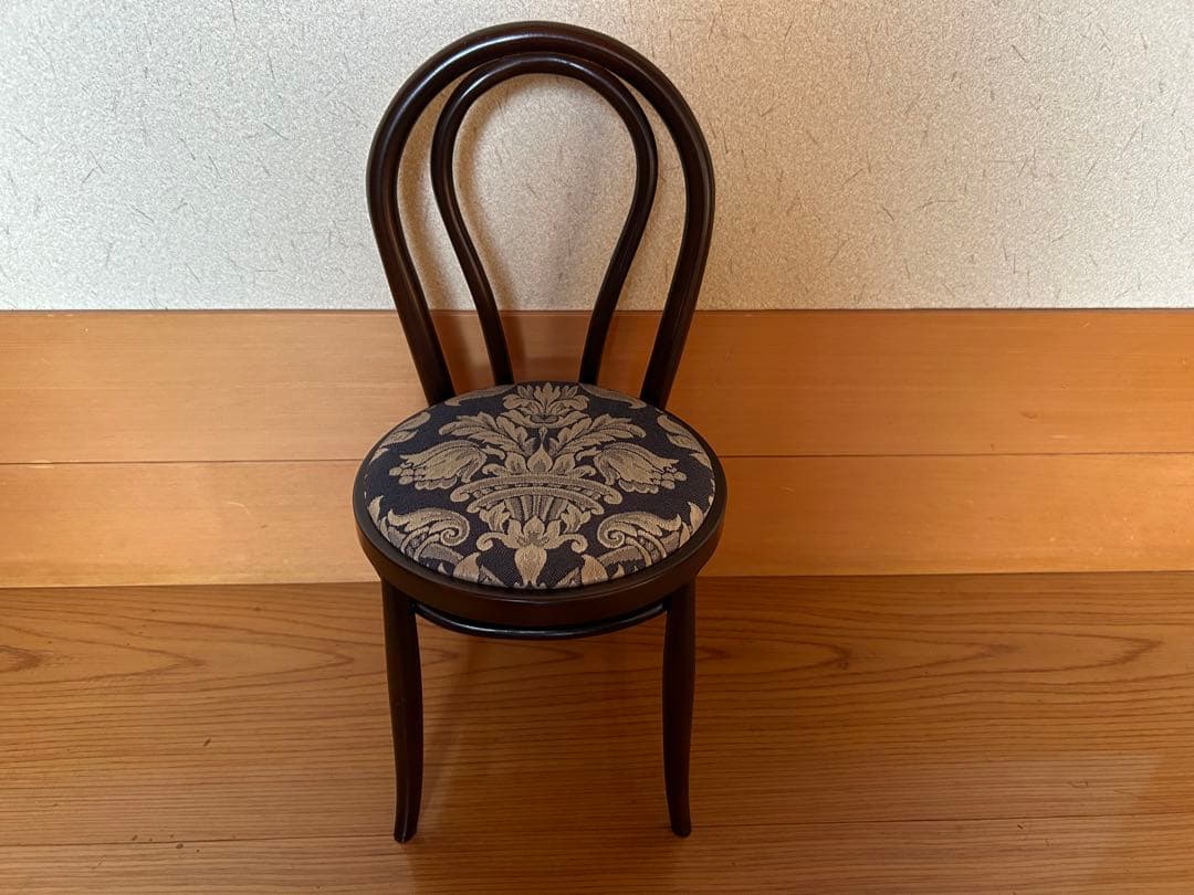 秋田木工ミニテーブルと椅子