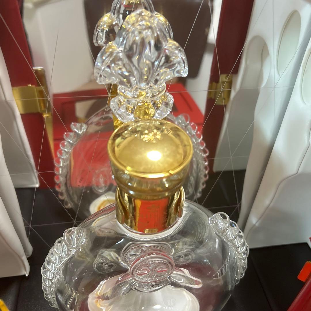 レミーマルタン ルイ13世 空瓶 バカラ クリスタルボトル 観音開き