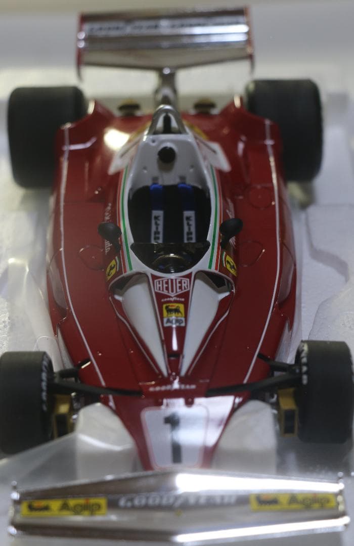 ホットウィール　フェラーリ３１２Ｔ２　1／１８　１９７６モナコＧＰ優勝Ｎ・ラウダ