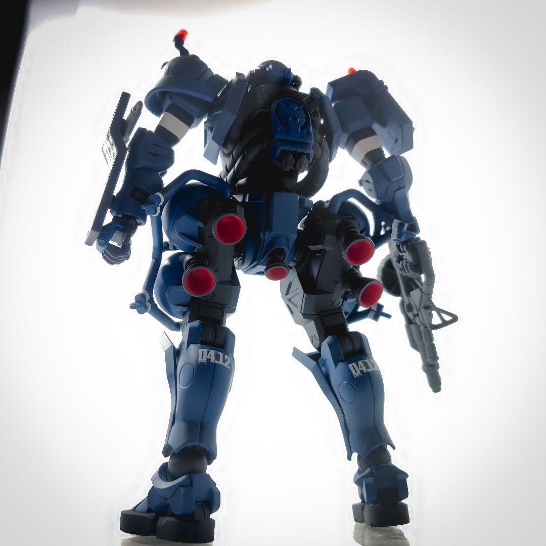 機動戦士ガンダム　ジークアクス　HG1/144 　軍警ザク　塗装完成品