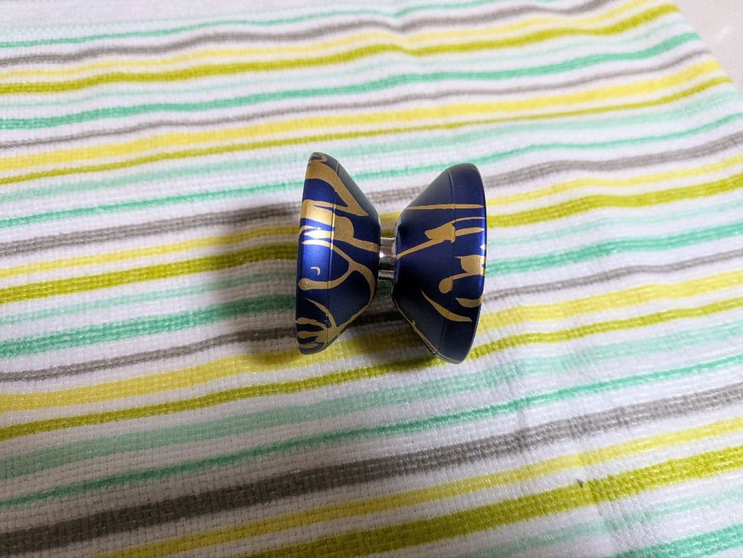 Krown クラウンヨーヨー　ブルーゴールドスプラッシュ