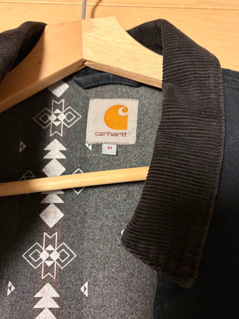 carhartt detroit jacket ブラック