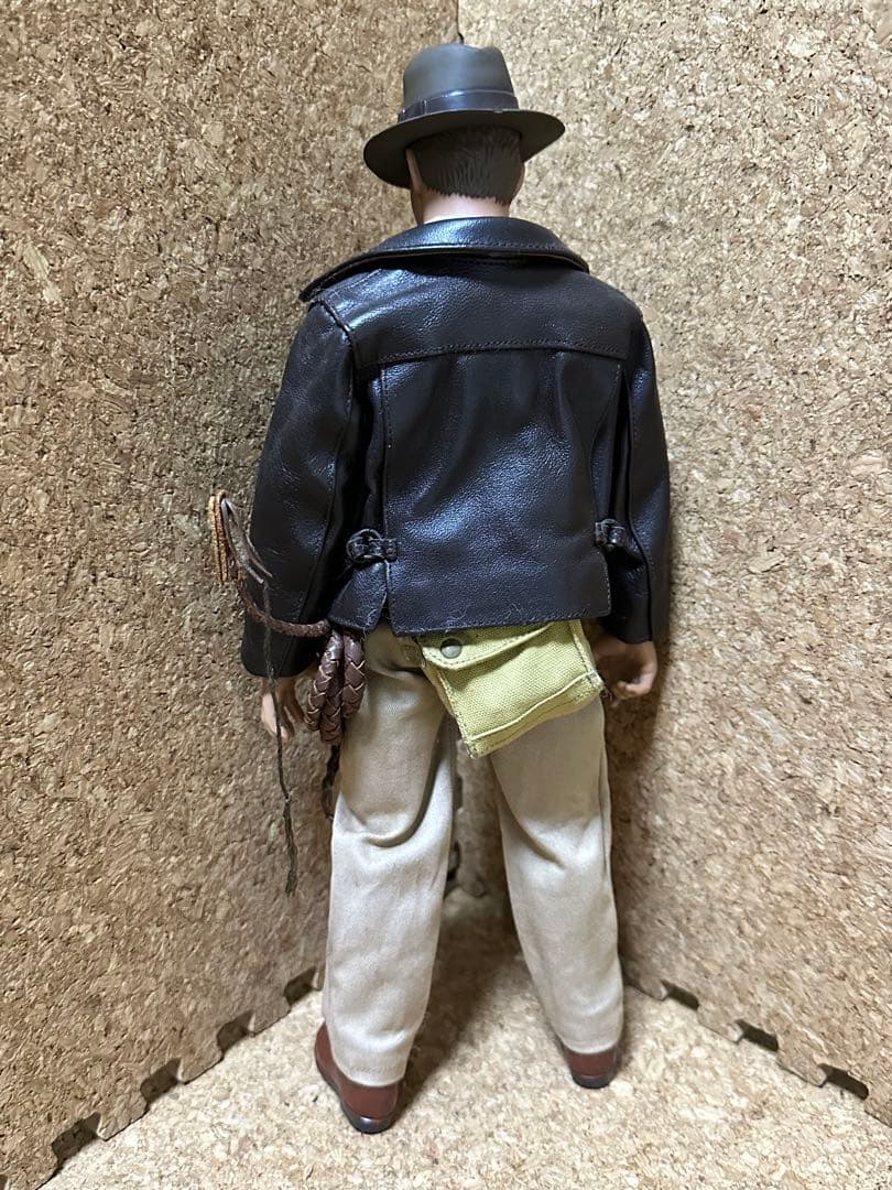 トイズマッコイ　1/6 インディ　ジョーンズ　ジャンク品