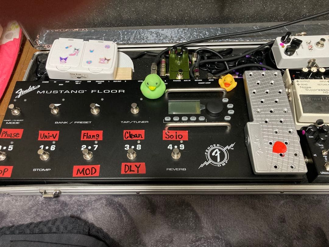 Fender Mustang Floor マルチエフェクター