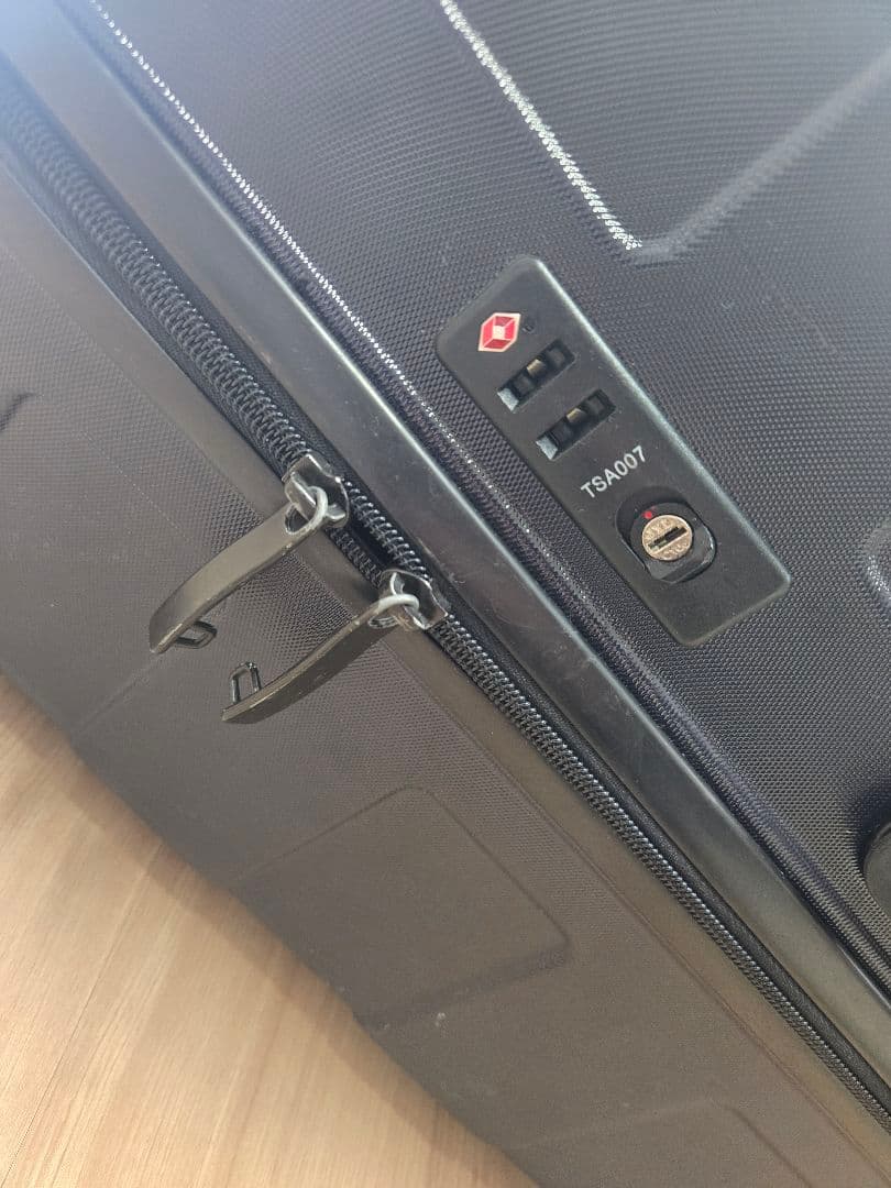 無印良品100Lキャリーケース